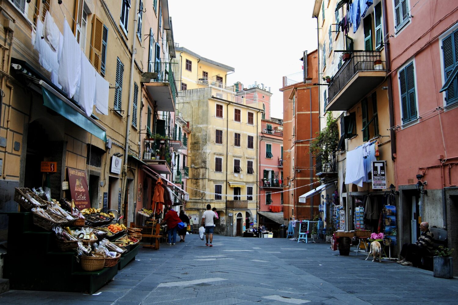 cinque terre riomaggiore italie